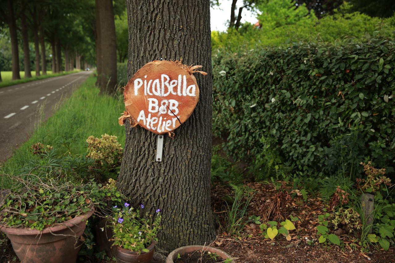 Picabella - B&B En Atelier ラーレン エクステリア 写真